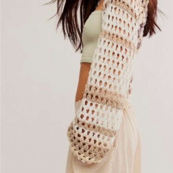 Free People Gia Crochet Shrug in Shell Combo - Picture 3 of 4